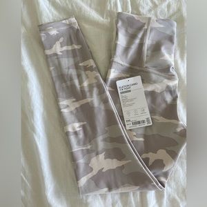 New Athleta Elation 7/8 Tight XXS camo
